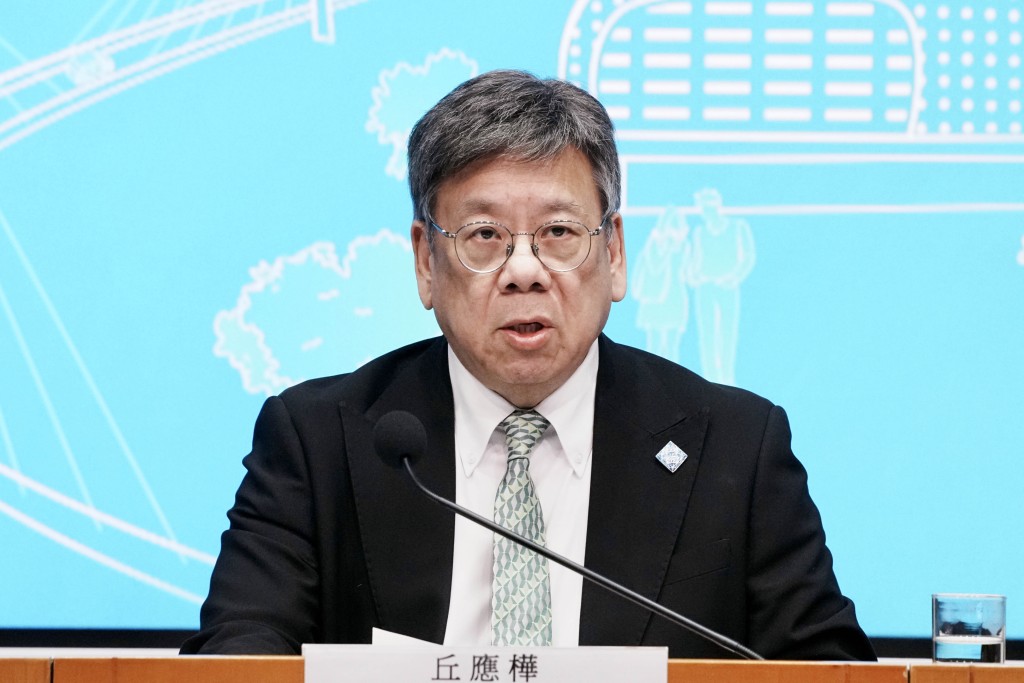 商务及经济发展局局长丘应桦指出,香港已做好充分准备,将积极配合谈判,以期尽快加入。 商务及经济发展局局长丘应桦指出,香港已做好充分准备,将积极配合谈判,以期尽快加入。