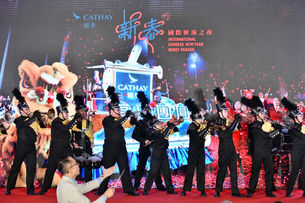 汇演开始前，将有15个本地表演团体轮流演出，率先“炒热”现场气氛。