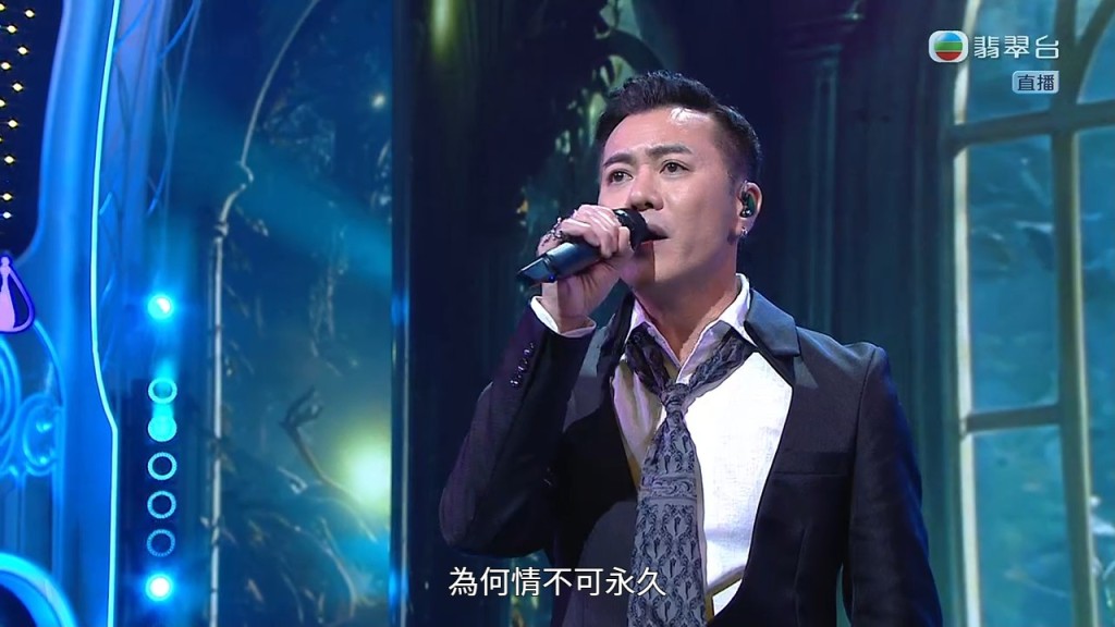 梁漢文連唱金曲。 梁漢文連唱金曲。