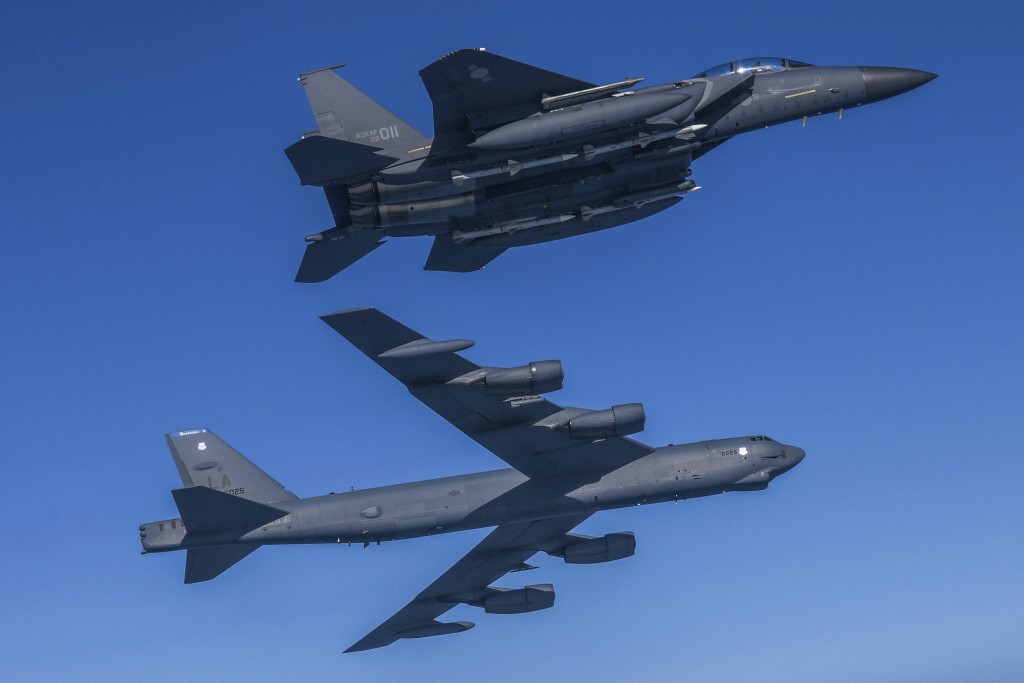 美军可搭载核武器的B-52H轰炸机。 AP
