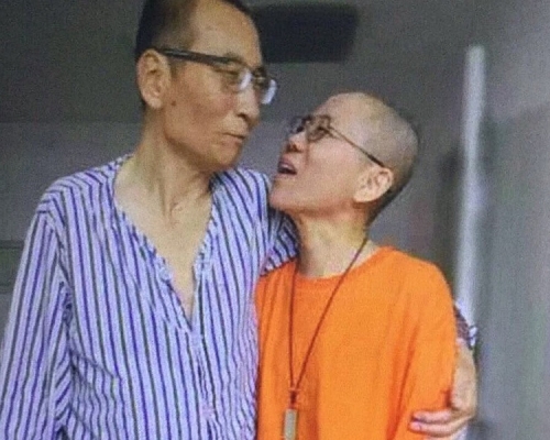 諾獎委員會稱會繼續邀請劉霞到奧斯陸代替劉曉波領獎。資料圖片