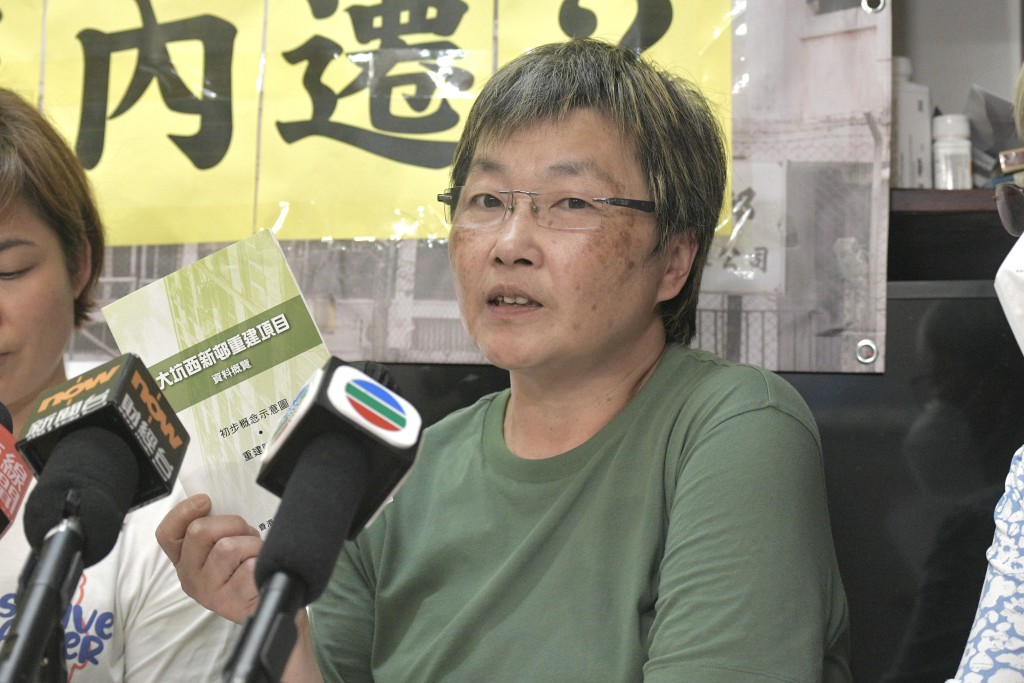 民兴楼互委会前主席王碧娟指，居民5年后搬回来仍要进行资产审查并不合理。陈浩元摄