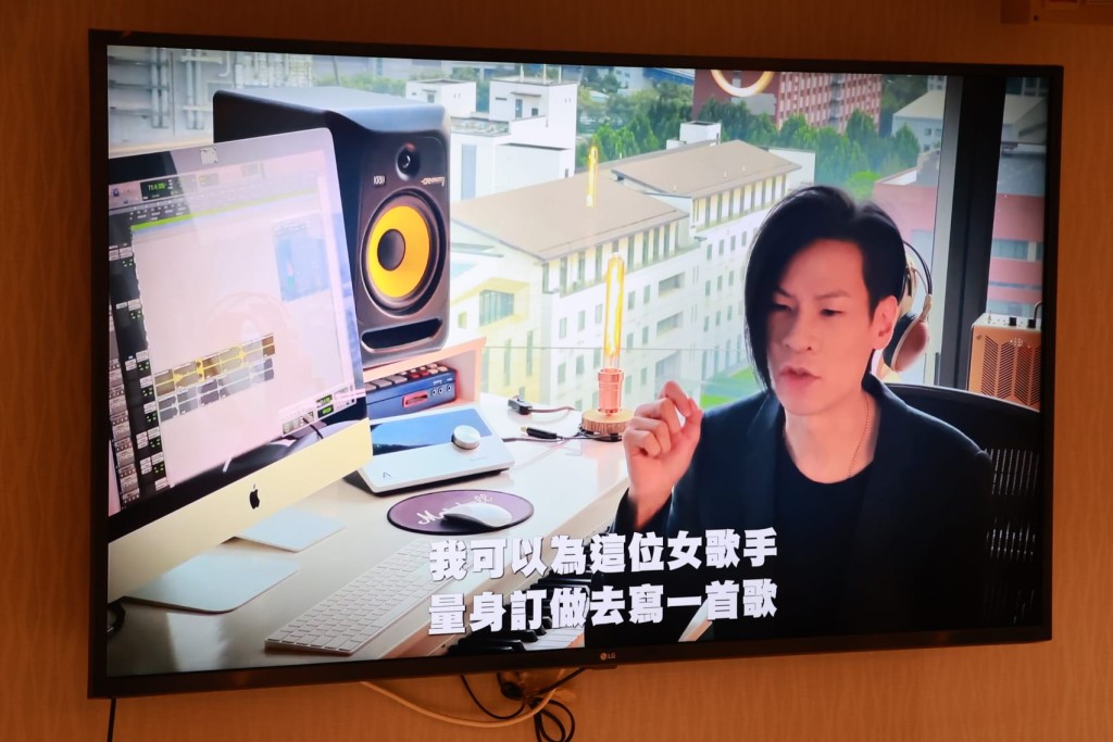 鄧智偉豪言新歌將超越莫文蔚嘅《呼吸有害》。