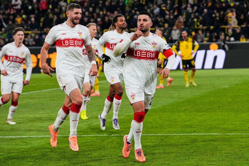 史特加前锋丹尼斯乌达夫射门欲和侵略性同样强，入球及助攻合共12球，进攻能力全面。美联社