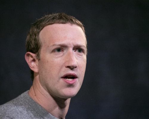 Facebook員工不滿朱克伯格(圖)未有遮蔽特朗普爭議貼文。AP圖