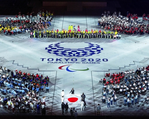 闭幕典礼犹如一场盛大的派对。美联社图片