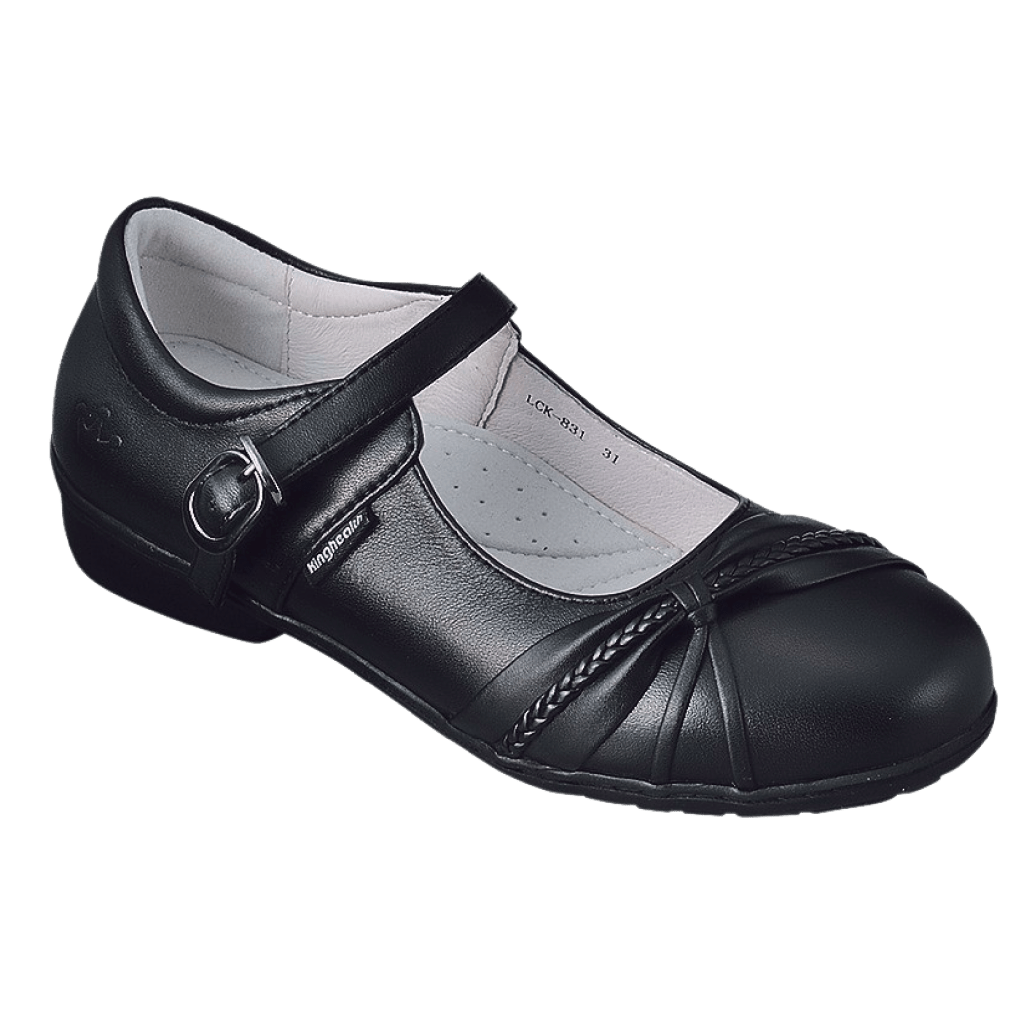 Kinghealth童裝黑皮鞋/原價$429、特價$369，購買2對以上享額外95折。（Y）