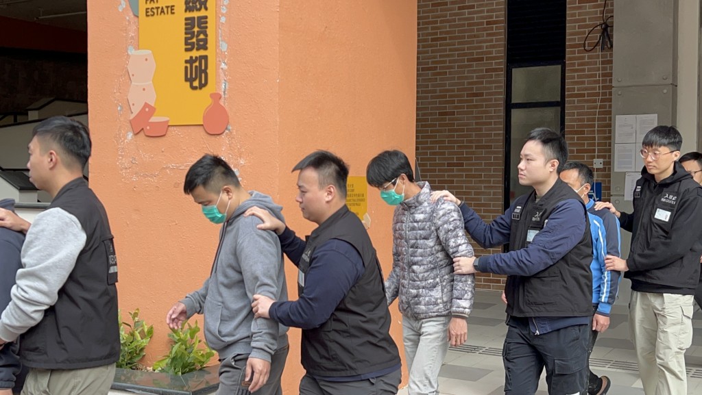 被捕男子包括內地人及一名印尼人。許文光攝