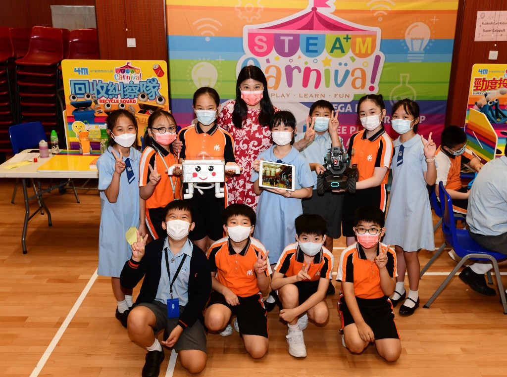 採訪當天，學校正舉行「STR2EA2M」活動日。