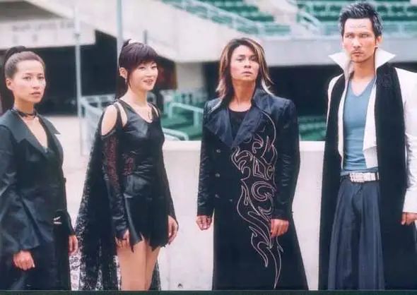 陈启泰在《我和僵尸有个约会3之永恒国度》饰演“完颜不破”。