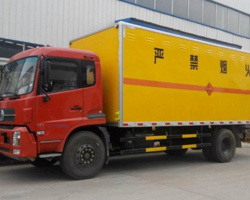 內地危險品運輸車。(資料圖片)
