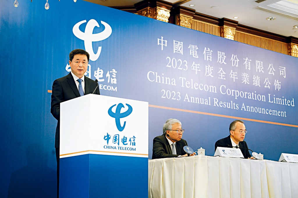 柯瑞文稱,預計今年中電信資本開支為960億元,按年減少2.9%。