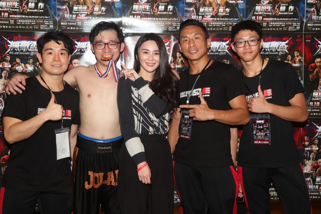 李俊亨（左一）是林作教練之一。