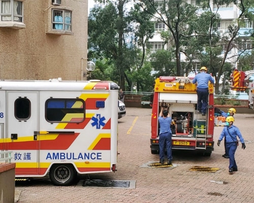 救護員證實女事主當場死亡。