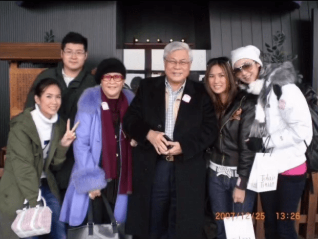 莊思敏公布一家六口珍貴合照。