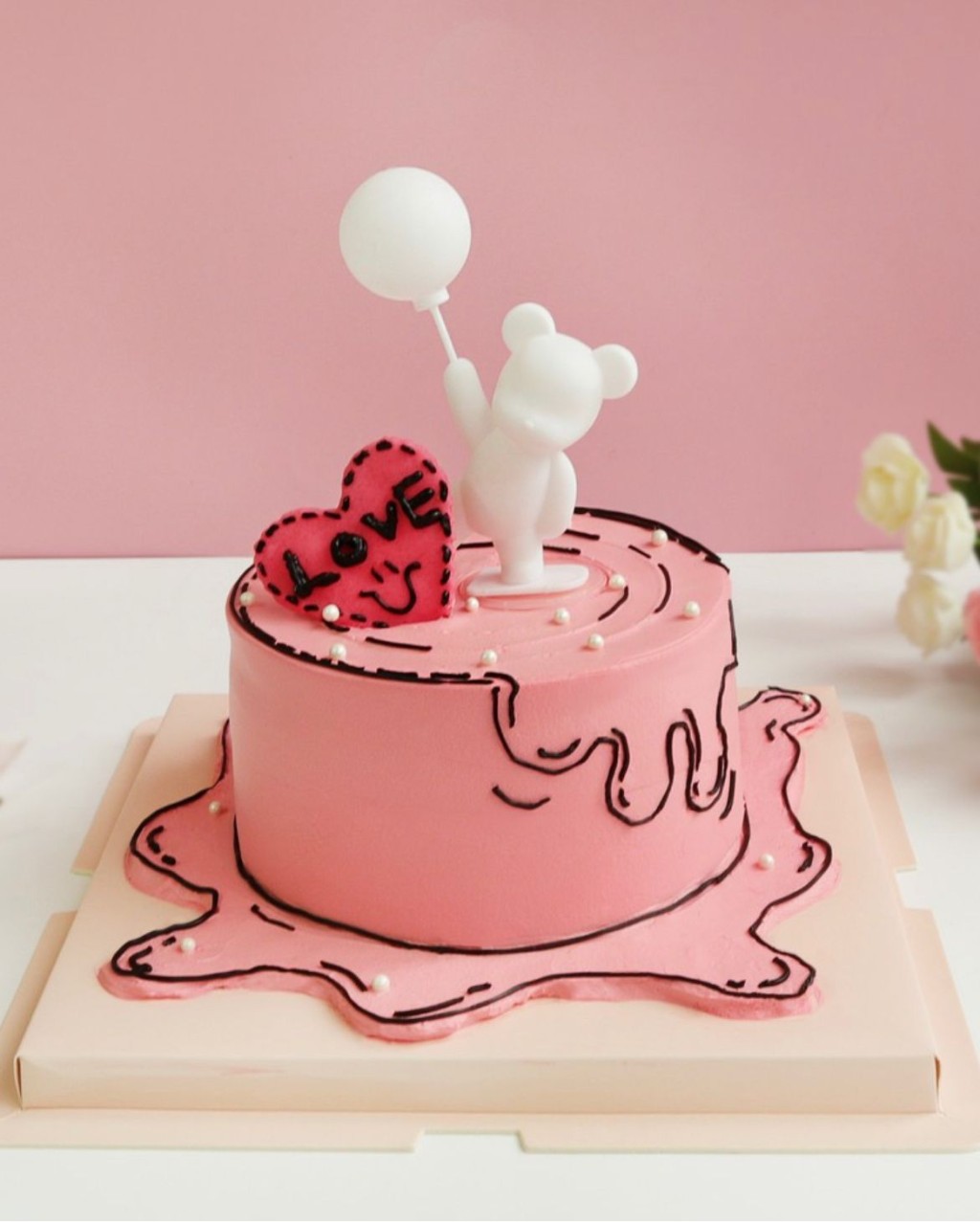告白氣球熊水蜜桃玫瑰蜂蜜戚風蛋糕（5吋），製作2.5小時。