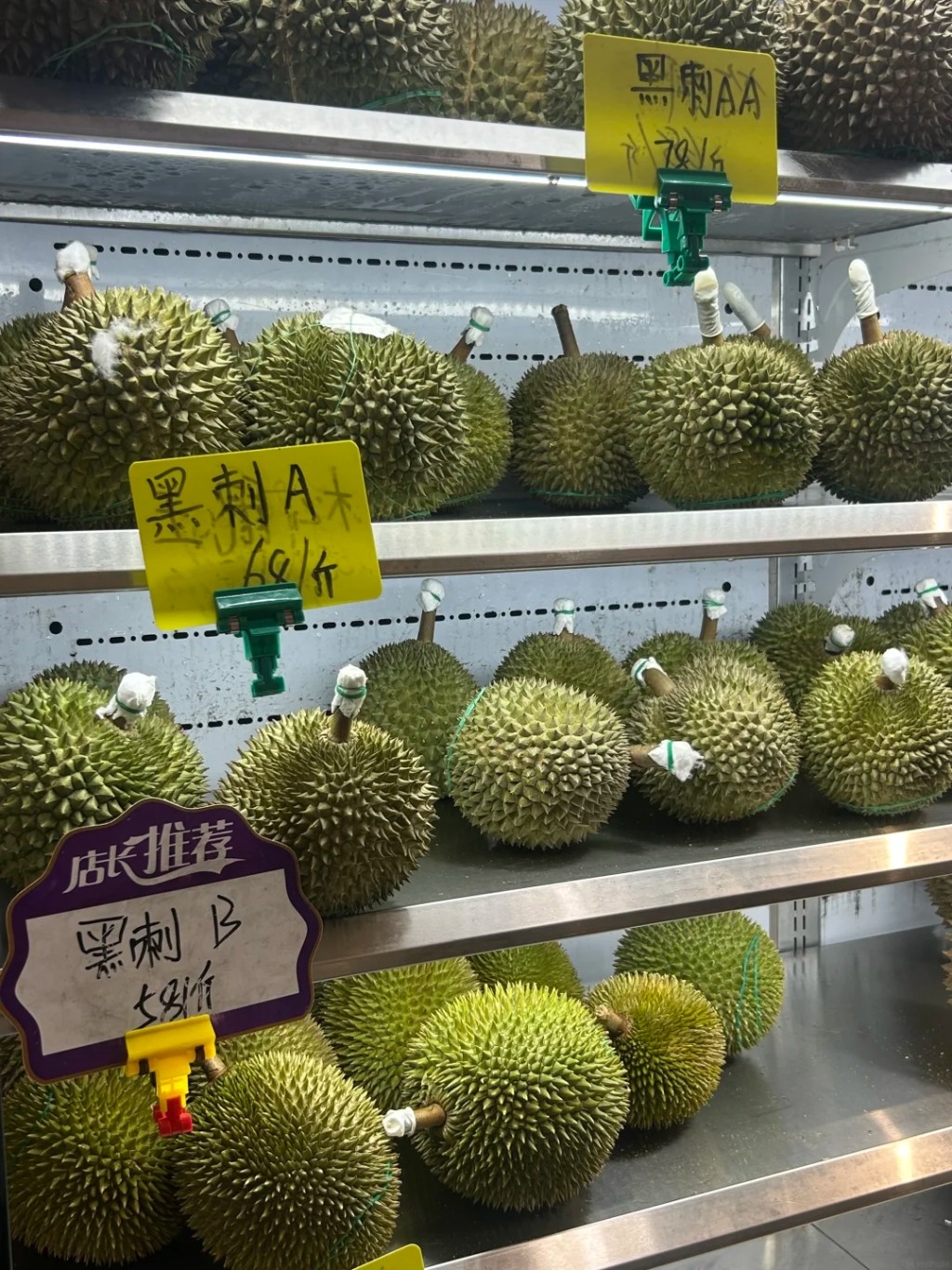 深圳口岸进口量暴增4成破纪录。 小红书