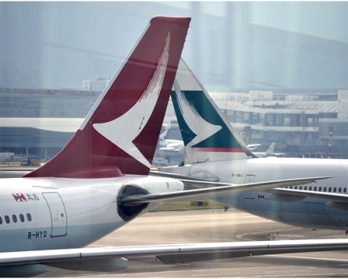 CX368班機原定早上8時35分飛往上海浦東機場。
