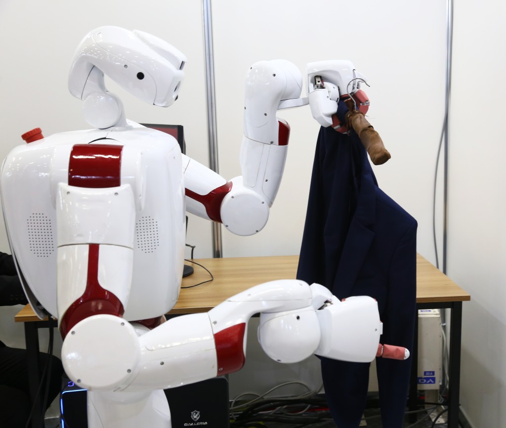 人工智能的機器人，預料可以自主做家務。新華社