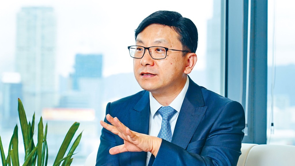 颱風樺加沙︱孫玉菡呻「成晚瞓唔到」 提醒僱主惡劣天氣下有責任保障員工安全