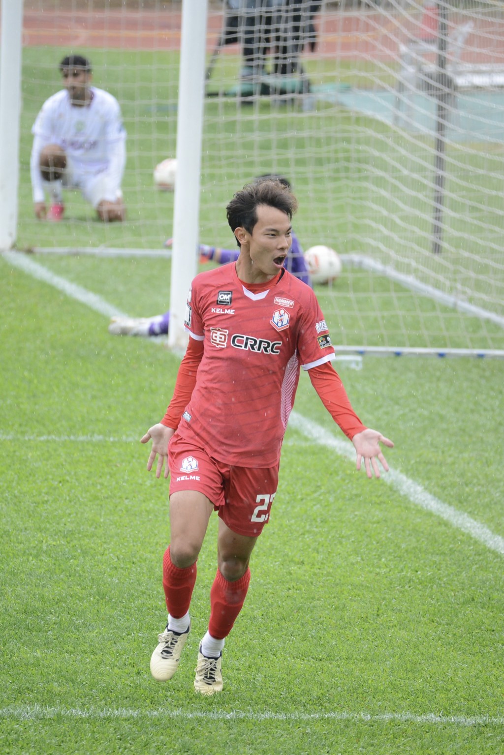 後備出場的容昊為南區先下一城。楊功煜攝