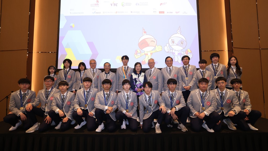 上海世界技能大赛落幕 港队邓光大轨道项目摘银创佳绩