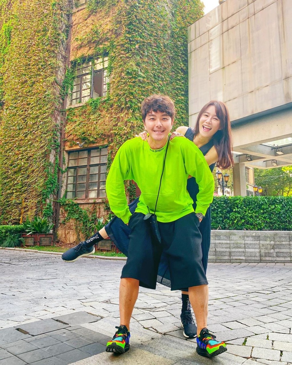 翠如到內地探老公蕭正楠。