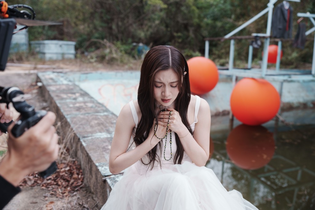 Candy推出首支個人單曲《直白》。 Candy推出首支個人單曲《直白》。