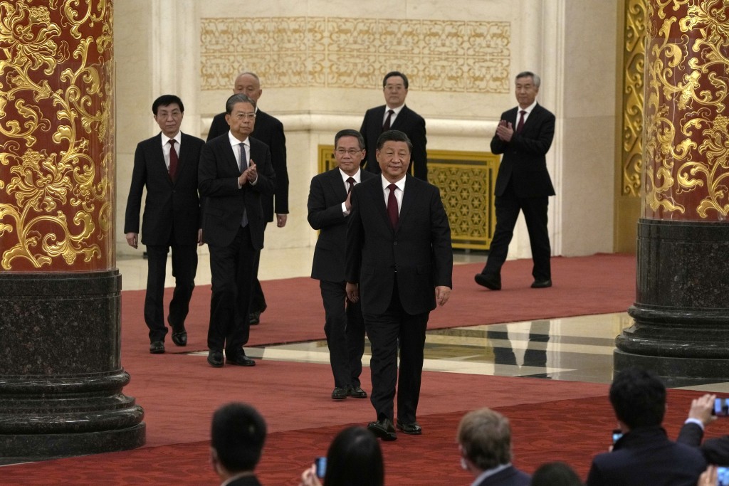 二十屆中央委員會選出新一屆中共政治局常委。AP圖片