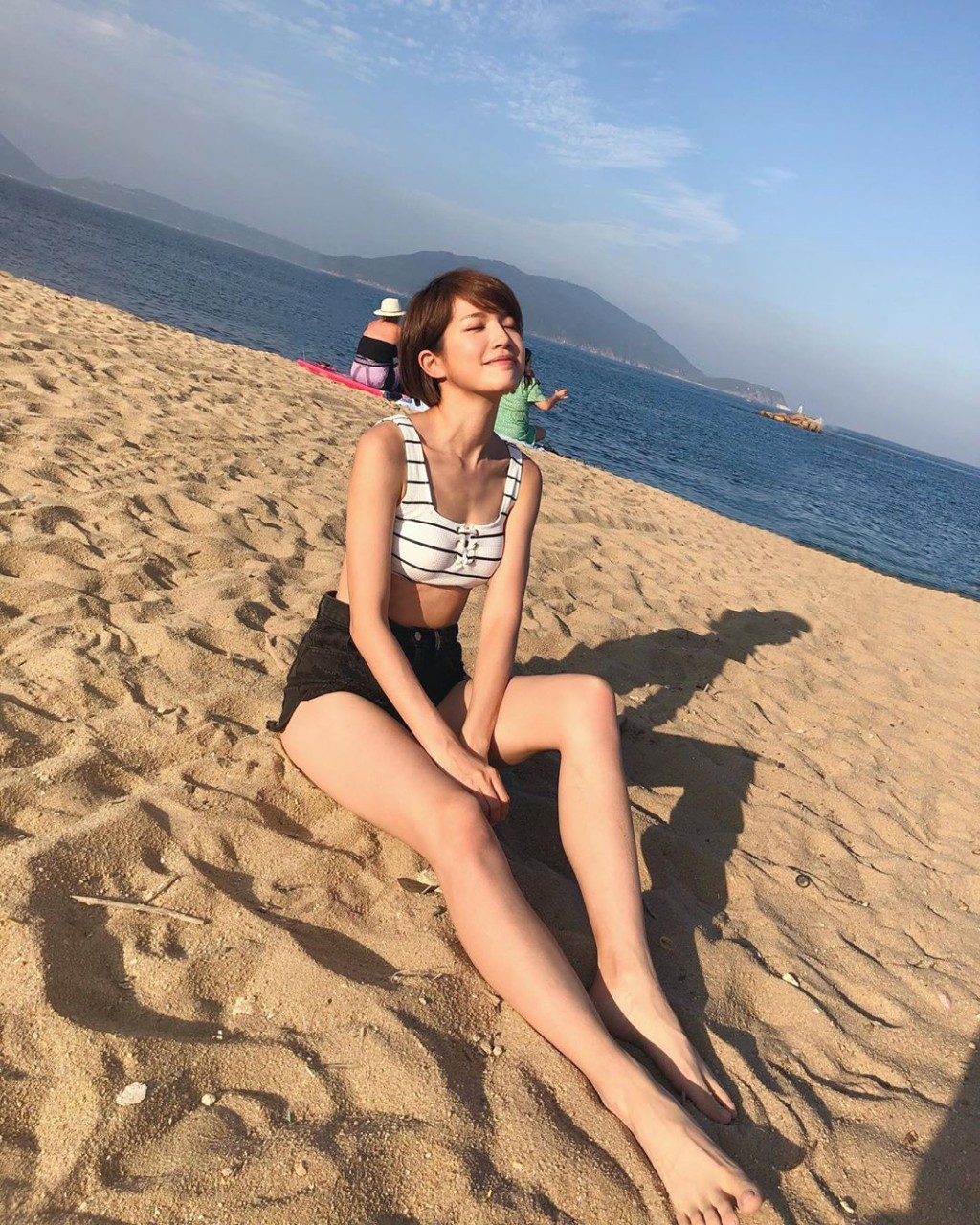 Chloe一雙長腿，真係相當搶鏡。