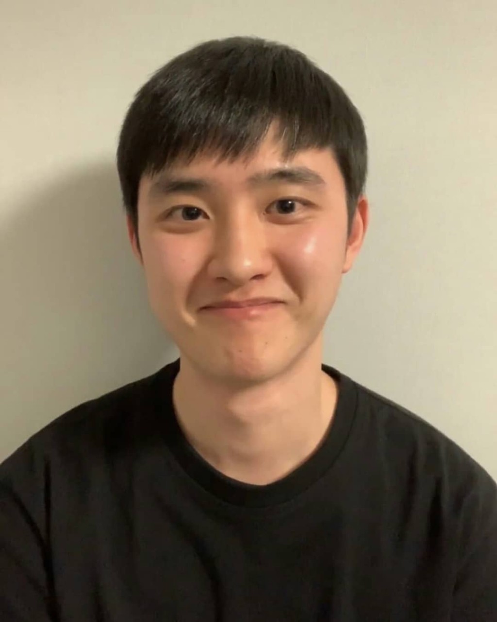 28歲的D.O.上月剛退伍，現已落實新戲演出。