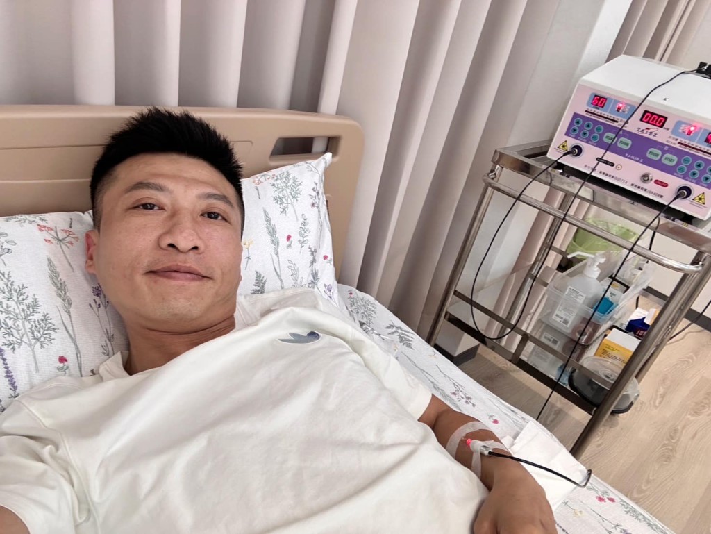 方順吉一度轉行改賣海鮮大閘蟹維生。 方順吉一度轉行改賣海鮮大閘蟹維生。