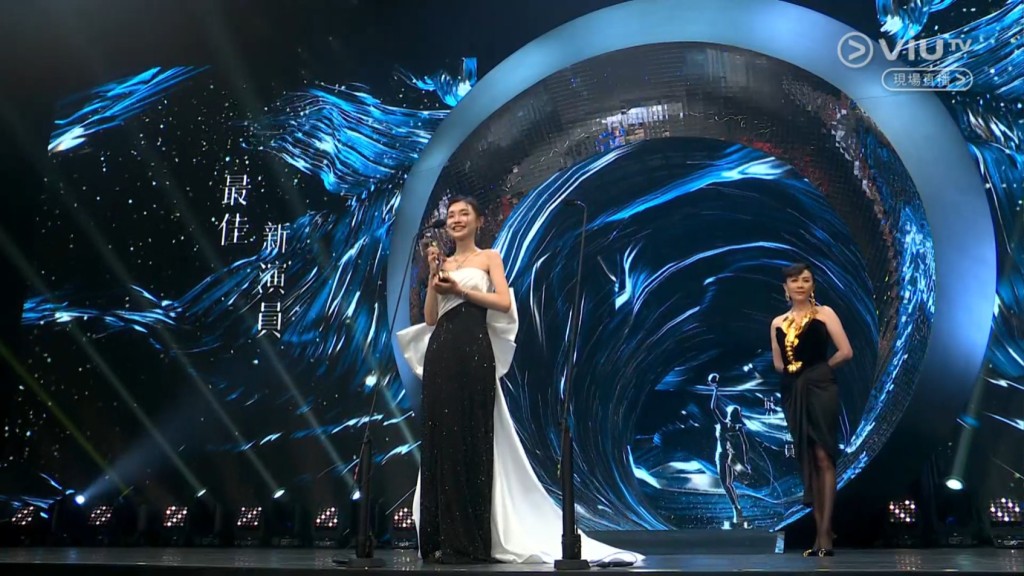 謝咏欣向幫過她的台前幕後致謝。