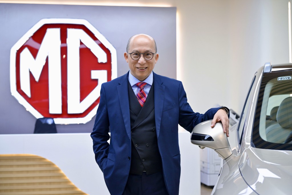 MG代理黃毅力表示,昨晚售出逾350輛電動車。 MG代理黃毅力表示,昨晚售出逾350輛電動車。