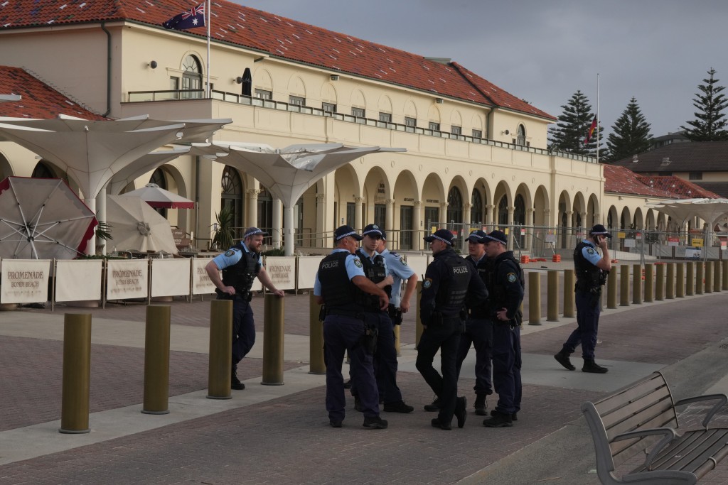 悉尼邦迪海灘槍擊死亡人數增至16死，40人仍留醫。美聯社