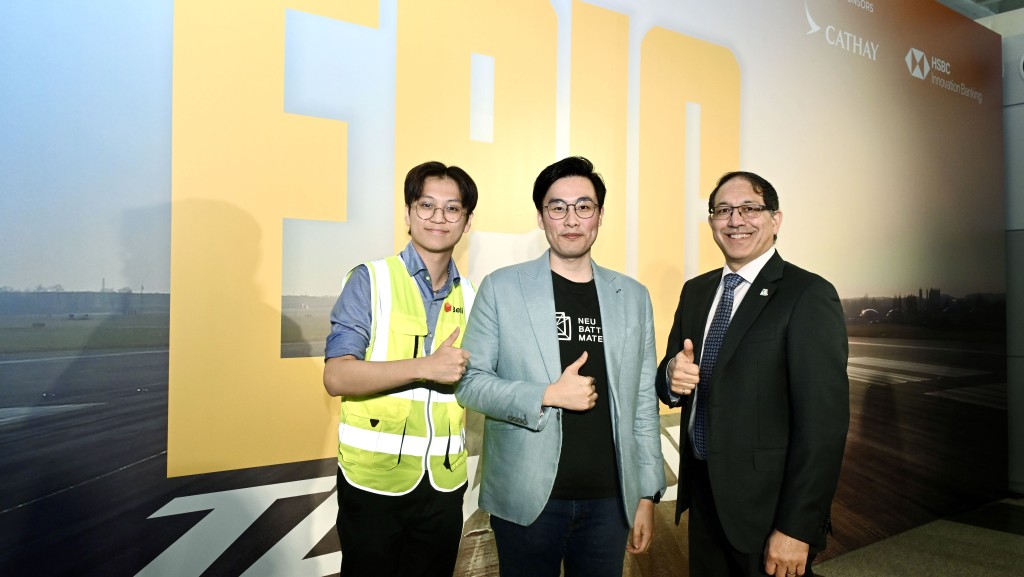 左起：Belli的代表Jayen Liu、NEU Battery Materials創辦人及行政總裁Bryan Oh、KA Imaging Inc的代表 Amol S. Karnick。劉駿軒攝