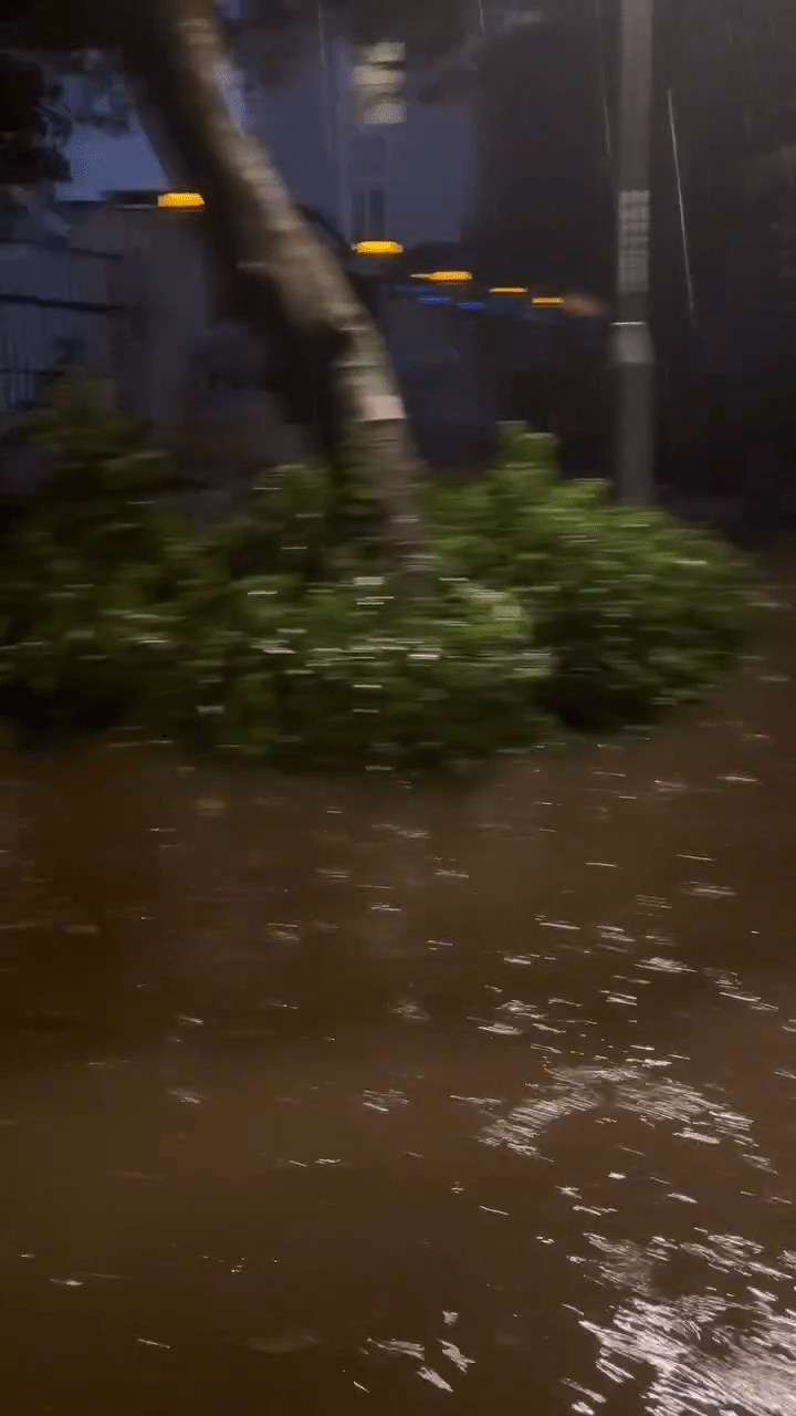 現場已變成澤國（圖片：___kkkenkkkan＠Threads）