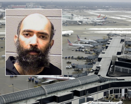 洛杉磯男子辛格因懼怕疫情不回家，躲在芝加哥機場，靠旅客施捨生活近3個月。AP圖