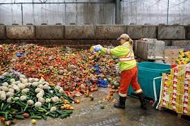 食物浪费被视为全球性的问题。路透社