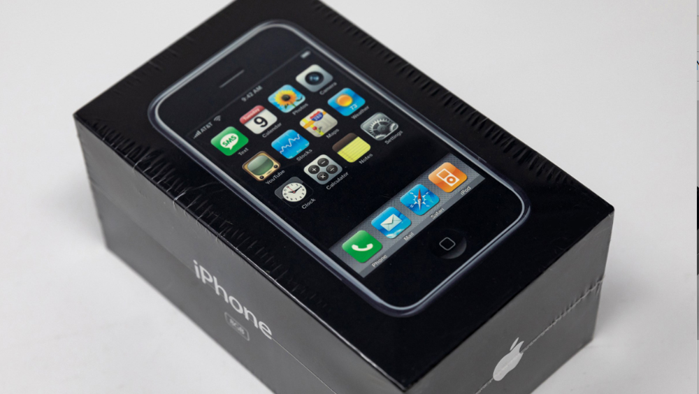 第1代「全新未拆封」iPhone拍賣最初估值39萬，當時已漲80多倍。網圖