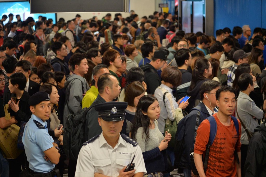 警方派員到場維持秩序。蘇正謙攝