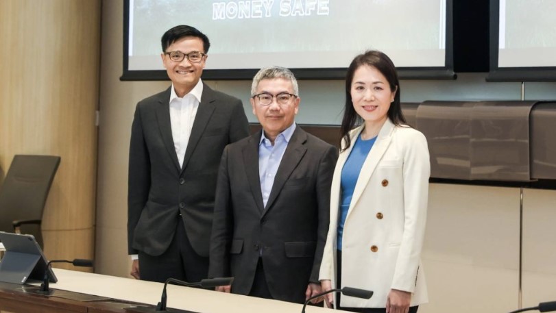 金管局与银行公会宣布,全港28间零售银行今日起推出「智安存」反诈骗存款保障服务。 金管局与银行公会宣布,全港28间零售银行今日起推出「智安存」反诈骗存款保障服务。