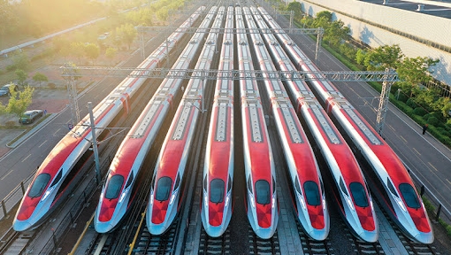 6月15日起，武汉至广州高铁按时速350公里高标运行。