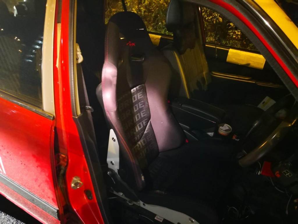 行動中發現的懷疑被非法改裝車輛。