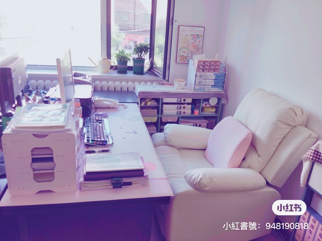 網民分享舒適的辦公桌。（圖片來源：小紅書@千億麻麻）