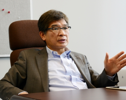 民主黨葵青區議會主席單仲偕估計未來還有三波辭職潮。資料圖片