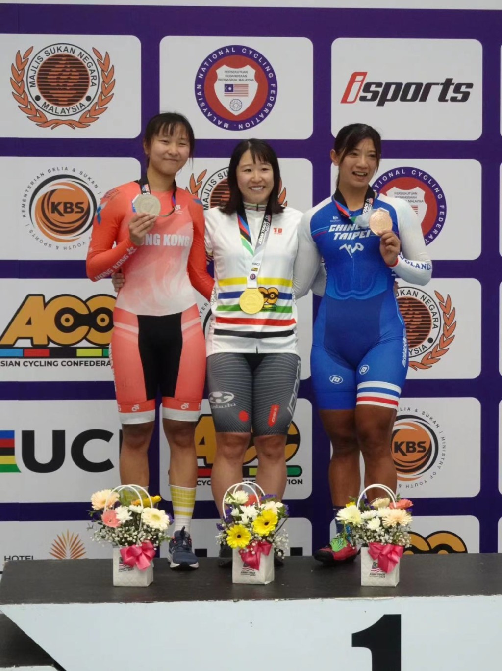 李思颖在女子全能赛夺银。 香港单车总会图片