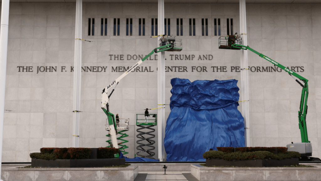 甘迺迪中心已更名為「特朗普-甘迺迪中心」。路透社