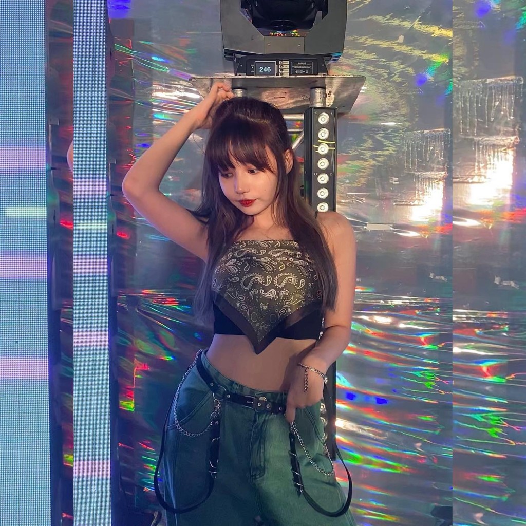 Day Po嘅相韓味好濃。