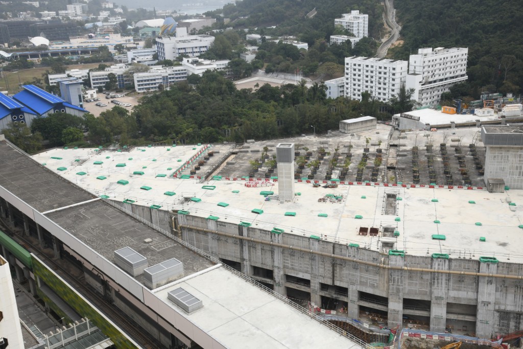 港鐵黃竹坑站上蓋物業發展，計畫命名為「港島南岸」，逐步擴大為黃竹坑綜合發展區。資料圖片
